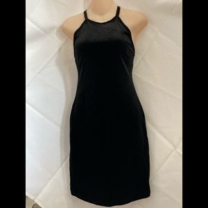 Black Velvet High-Neck Bodycon Dress